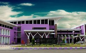Kyriad Sadurengas Hotel